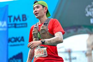 BIB: 5092
                            <button type="button" onclick="openModal(24883618)" class="btn btn-primary btn-sm float-right btn-popup" data-toggle="modal" data-target=".modal-high-quality">
                        <i class="fas fa-shopping-cart"></i> Add to Cart
                    </button>
                                            <button type="button" onclick="isThisMe(24883618, true)" class="btn btn-success btn-sm float-right btn-popup btn-isme hidden" data-toggle="tooltip" data-placement="bottom" title="นี่คือรูปของคุณใช่ไหม คลิกที่นี่เพื่อเอาเข้าอัลบั้ม">
                        <i class="fas fa-plus"></i> Add to album
                    </button>
                    <button type="button" onclick="isThisMe(24883618, false)" class="btn btn-warning btn-sm float-right btn-popup btn-isnotme hidden">
                        <i class="fas fa-ban"></i> Remove from album
                    </button>